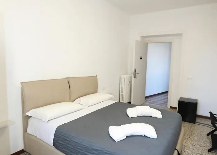 Bed & Breakfast Unique Bologna 4*