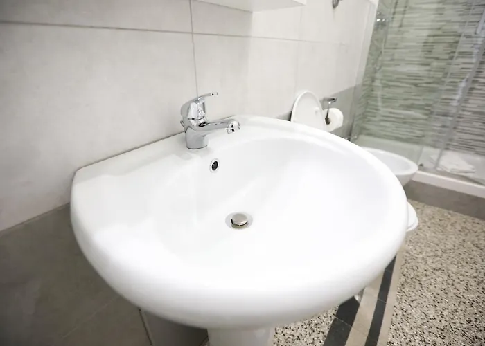 Unique Bologna 4* Rome